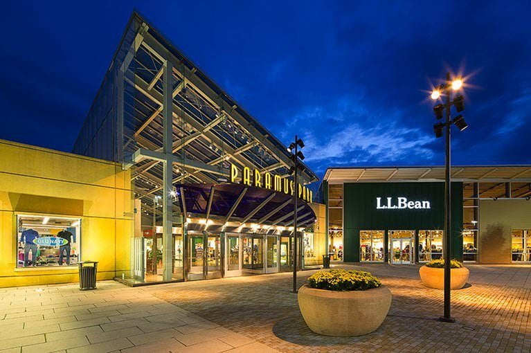 Paramus Park Mall, Enjoy Dinner at Seasons 52 or unwind with family at the Playdium